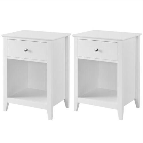 2 comodini bianchi camera da letto con