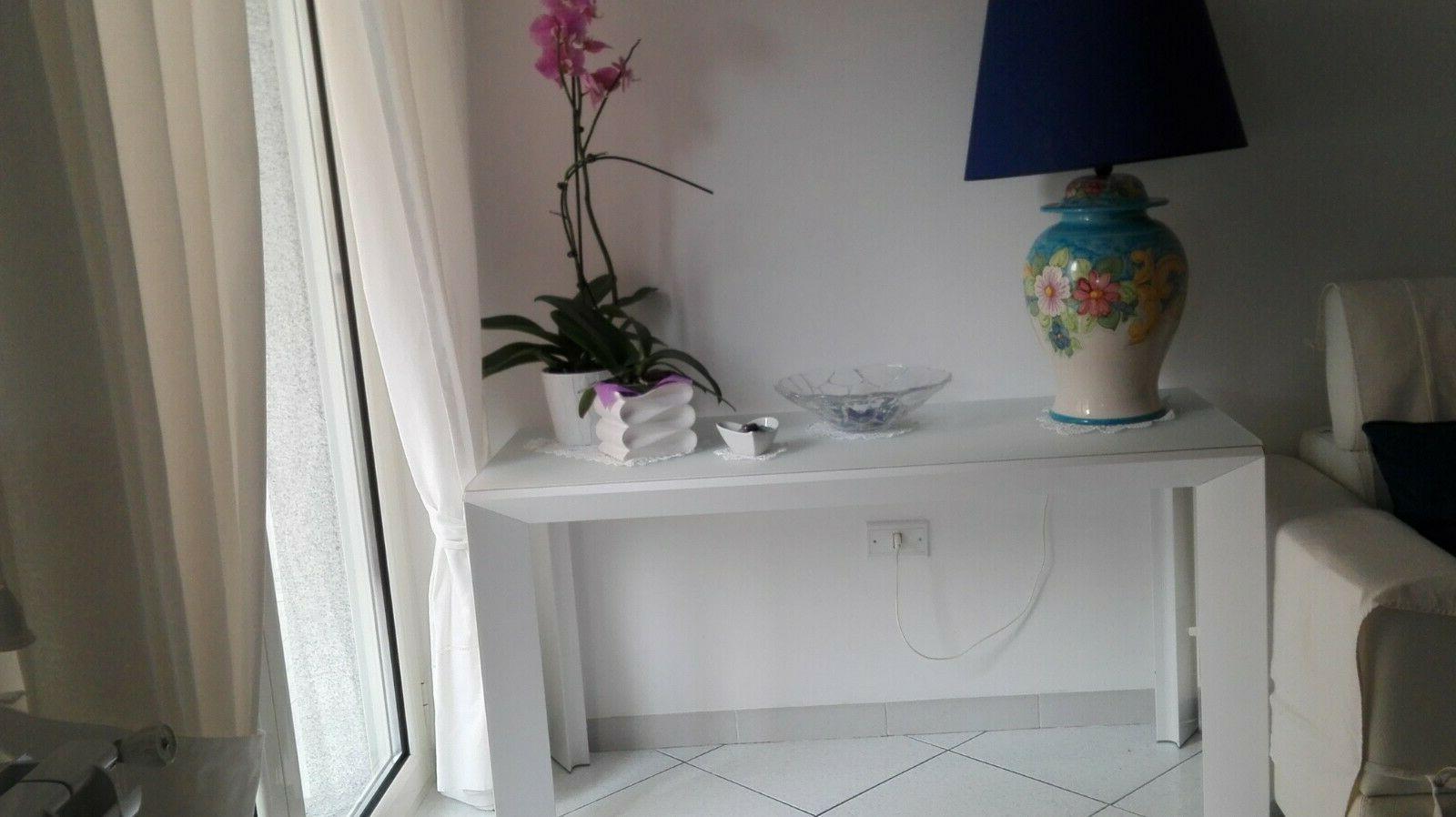 consolle acciaio e vetro metro bianco