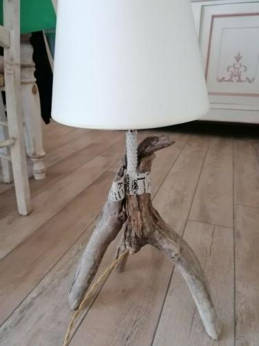 lampada da tavolo artigianale sea wood