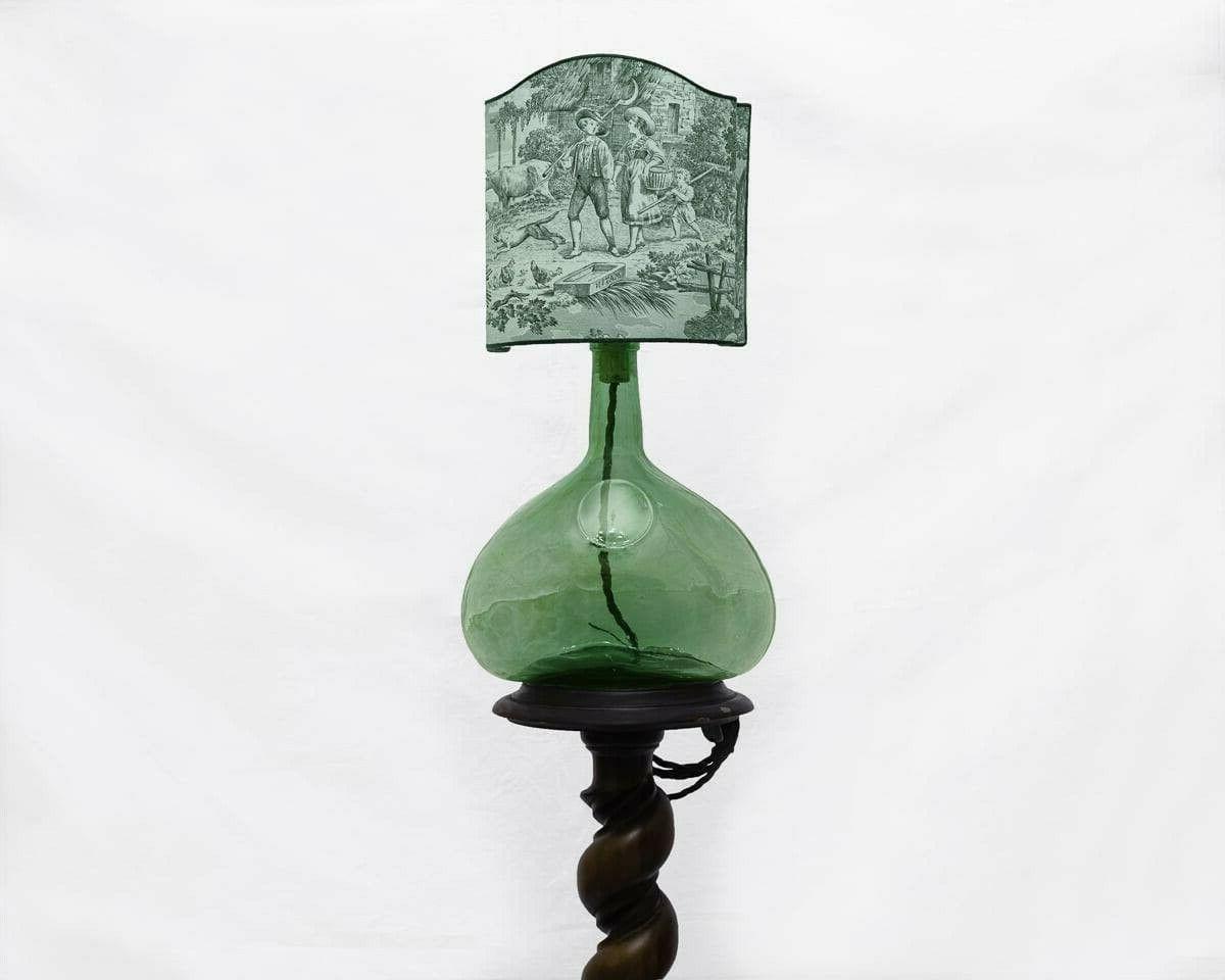 lampada da tavolo in vetro con paralume