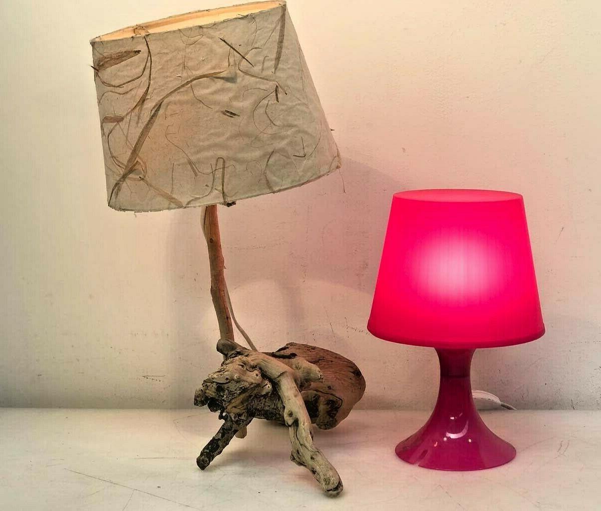 lampade da tavolo e artigianale legno