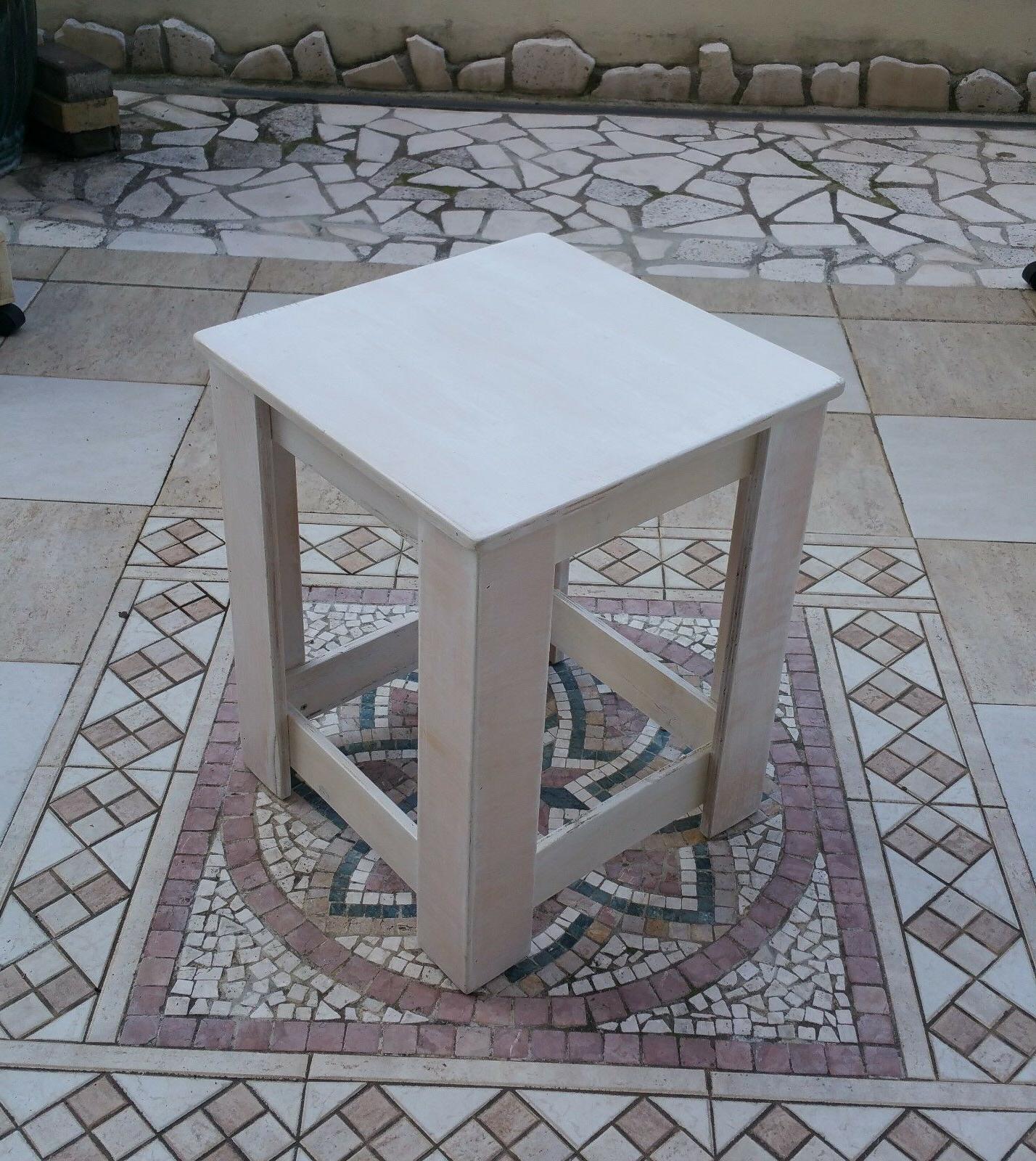 tavolino bianco shabby chic in legno riciclato