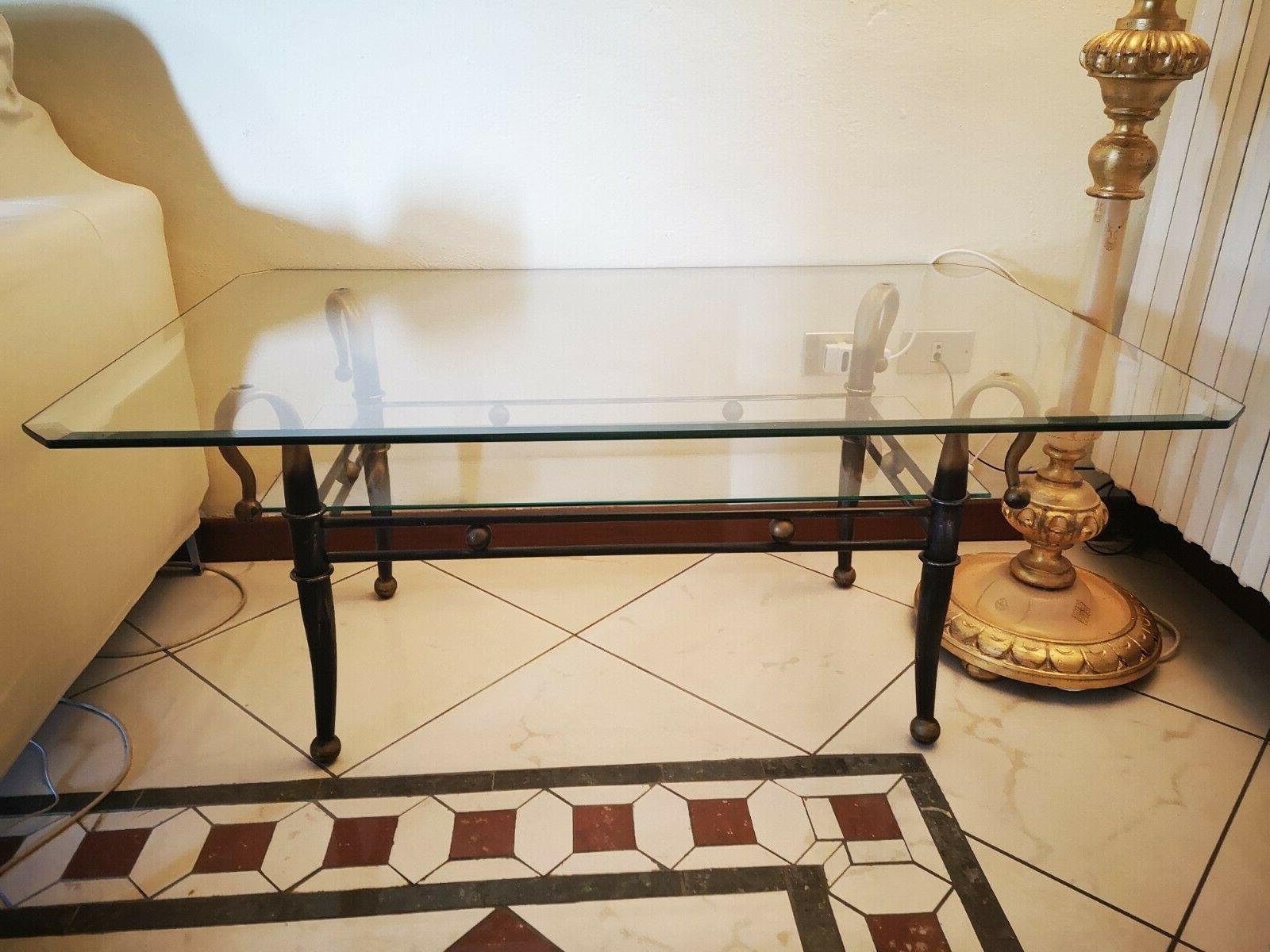 tavolino in cristallo e ferro battuto