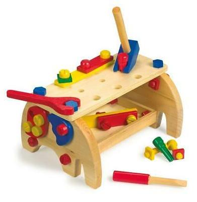 tavolo banco da lavoro con attrezzi in