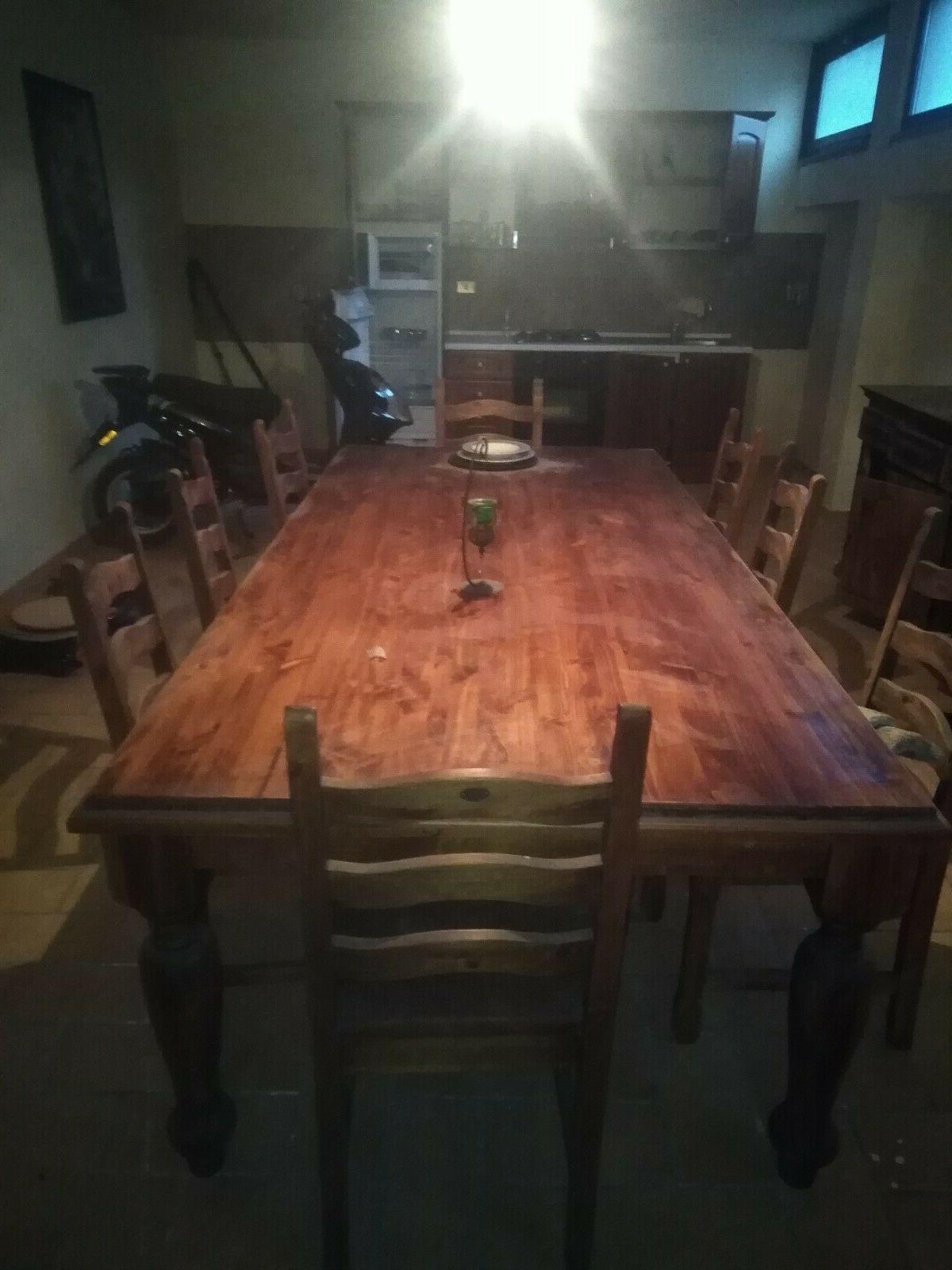 tavolo con otto sedie legno massello adatto