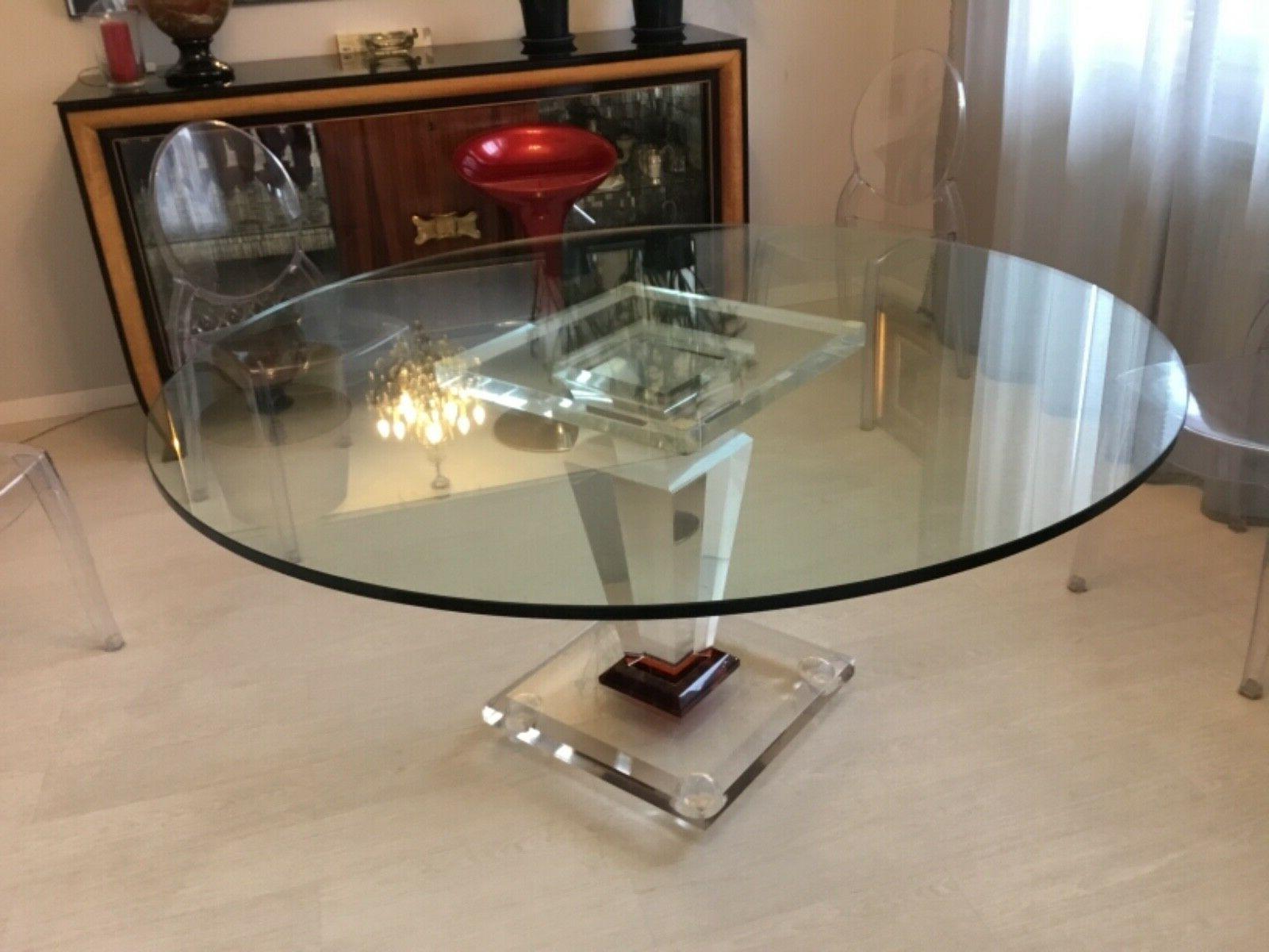 tavolo da pranzo di cristallo con base