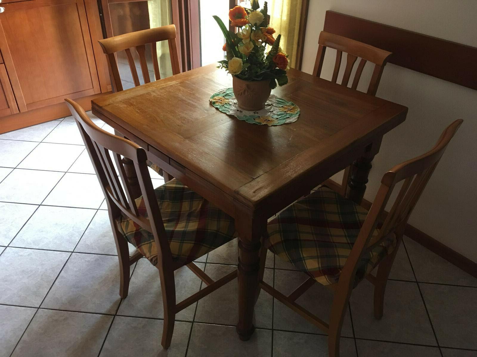 tavolo in legno tedesco con prolunghe appena