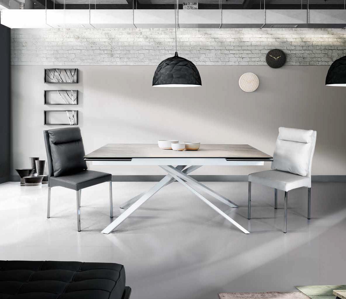 tavolo metallo vetro ceramica effetto marmo