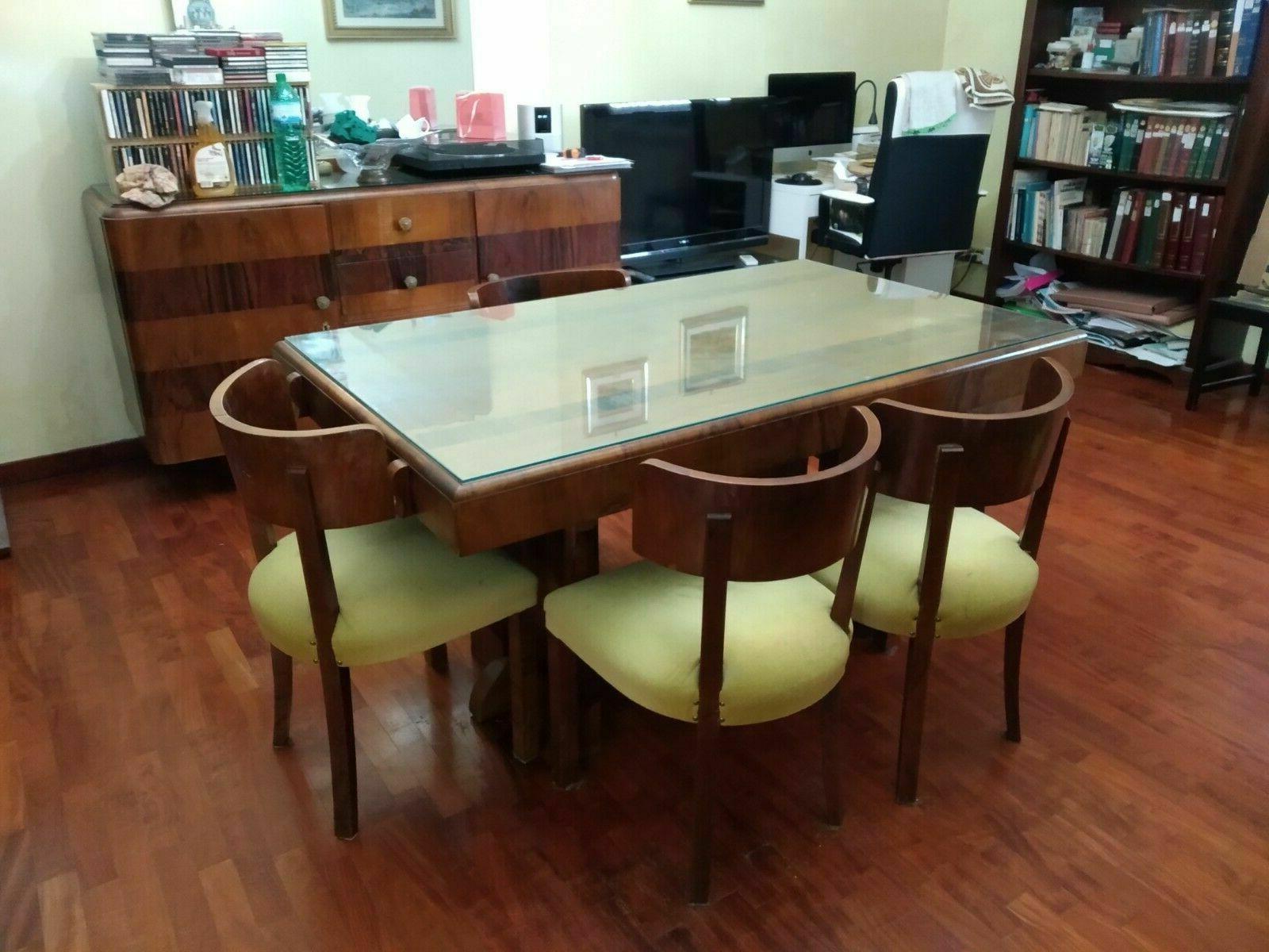 tavolo sala da pranzo in legno con