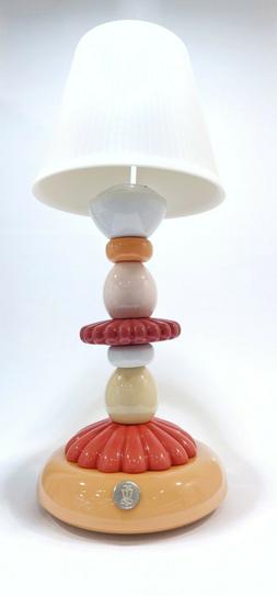 Senza Filo Firefly Lotus. Corallo. Porcellana Lladro' 010237