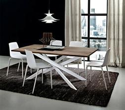 Con Gambe Incrociate Renzo