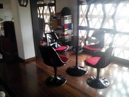 Moderno Design Con 4 Sedute -&nbsp; Tulip